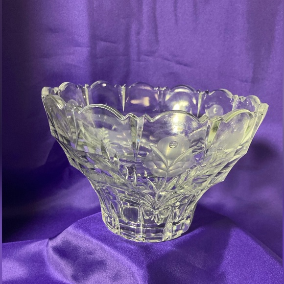 Other - Embossed Tulip Glass Bowl for Candy, Fruit, Nuts, Trinkets -Elegant Serving Dish